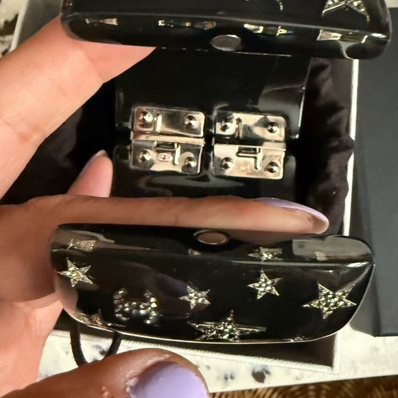 Chanel Noir Bangle with Crystal Accents - Picture 7 of 7